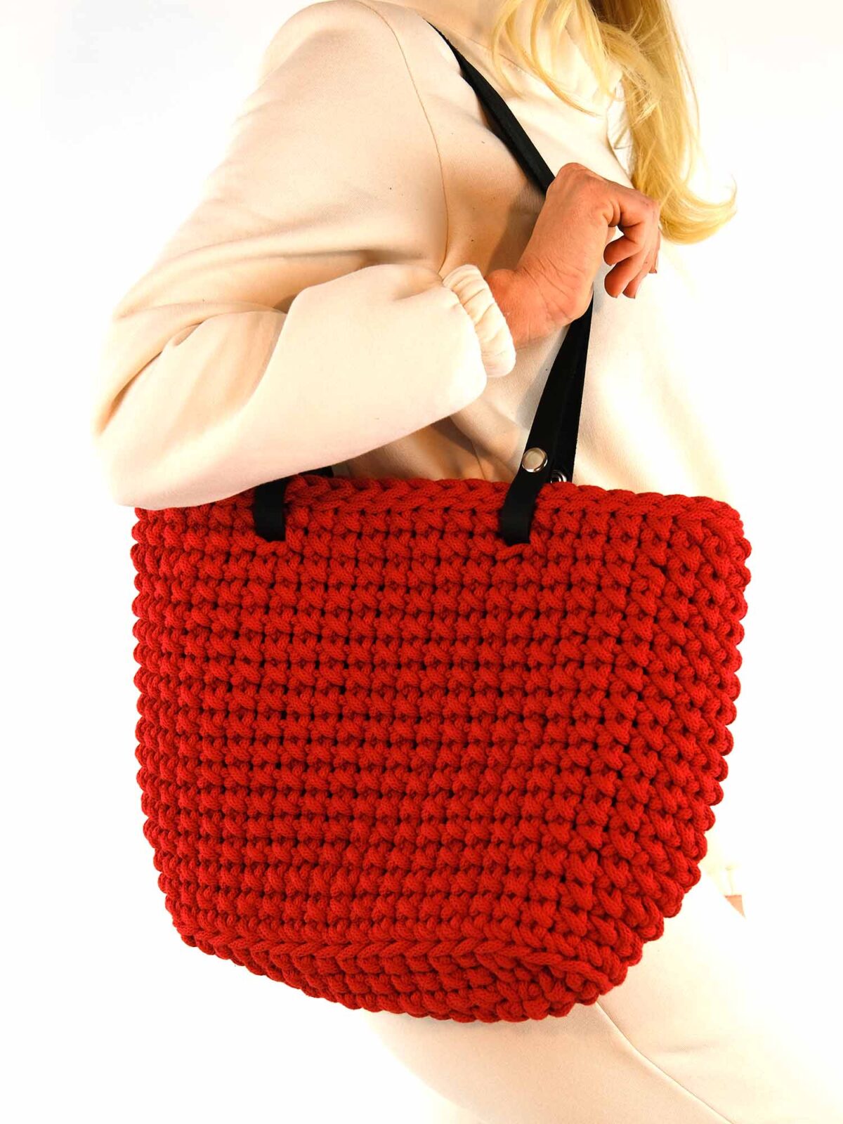 shopping bag red